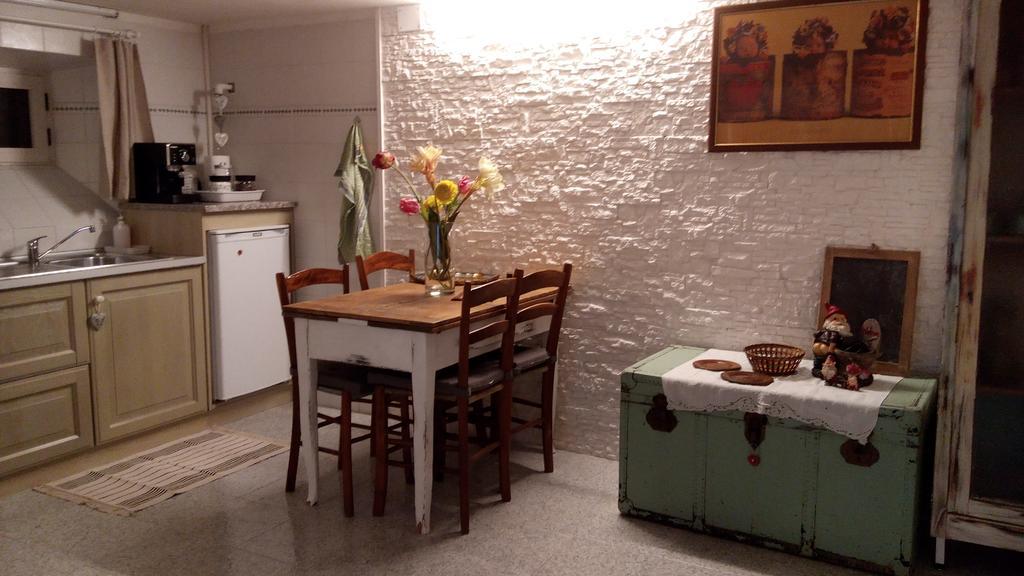 Apartament La Tana Del Nano Ankona Zewnętrze zdjęcie